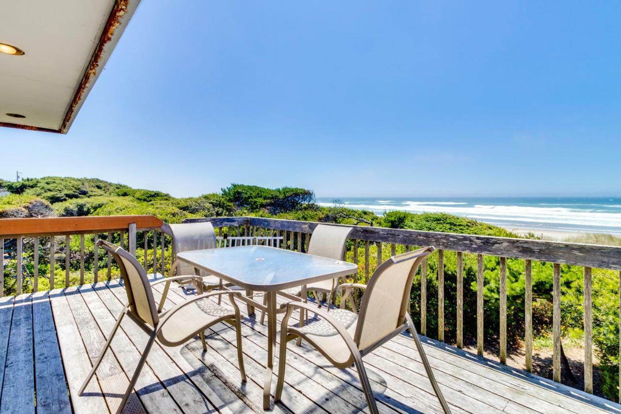 Chris'S Oceanfront Getaway Villa Rockaway Beach Buitenkant foto